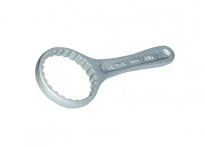63MM UNIVERSAL FOAM CONTAINER WRENCH- MODEL # 63